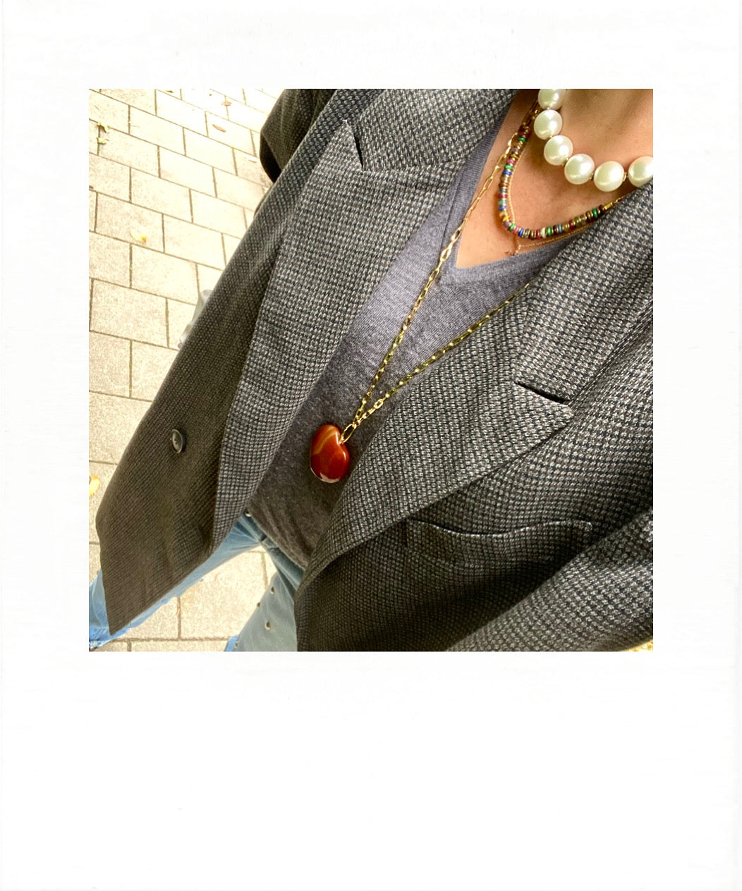 Necklace with gemstone discs