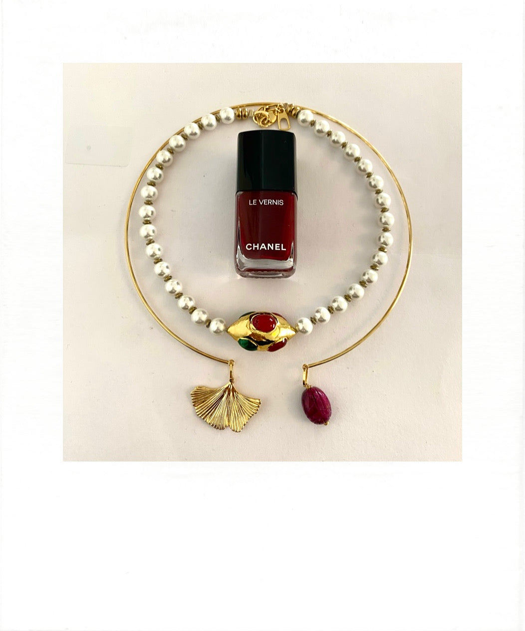 Necklace with Ginko leaf and Scarabee