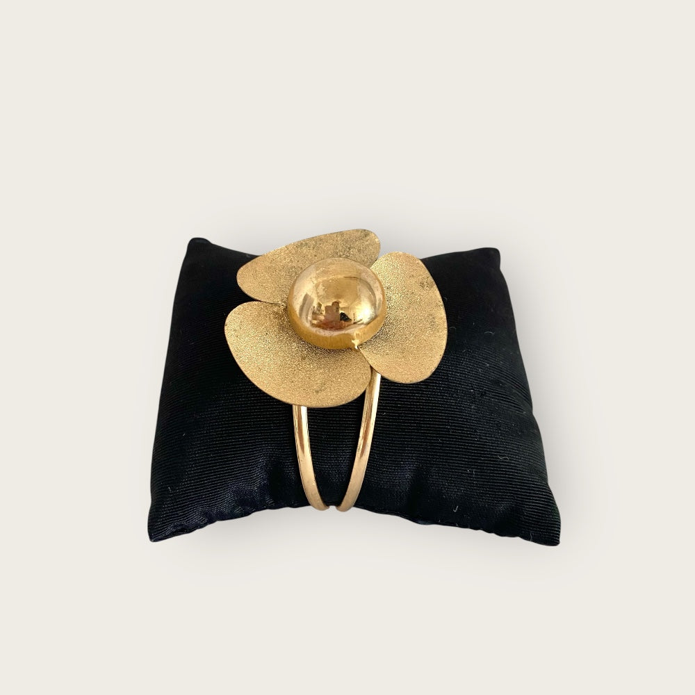 Vintage 80’ Flower bracelet