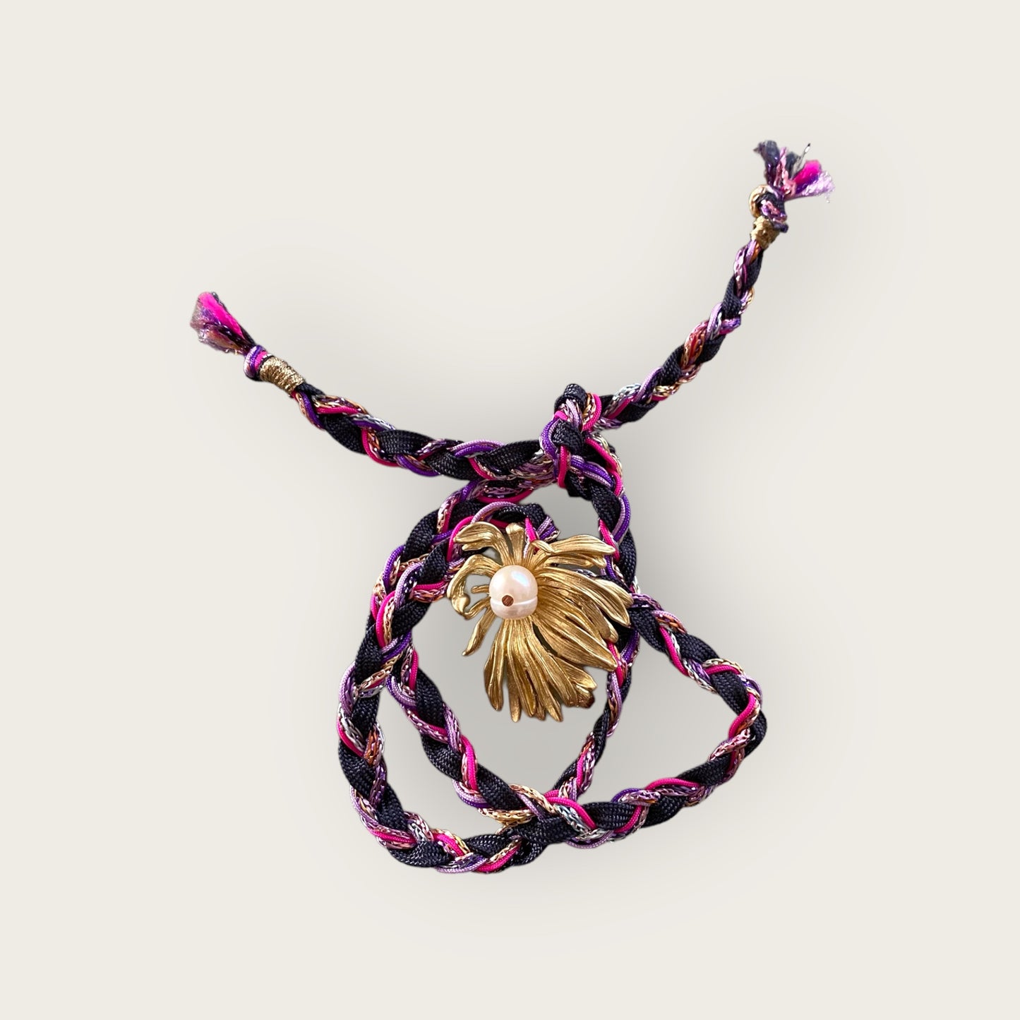 Bracelet with flower