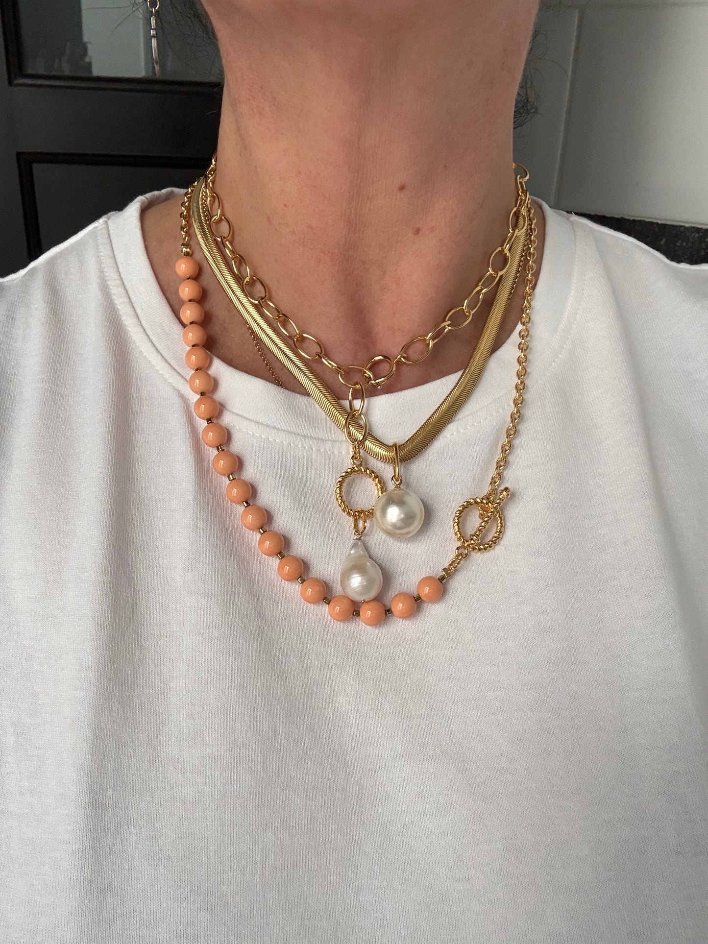 Snake chain necklace with pearl