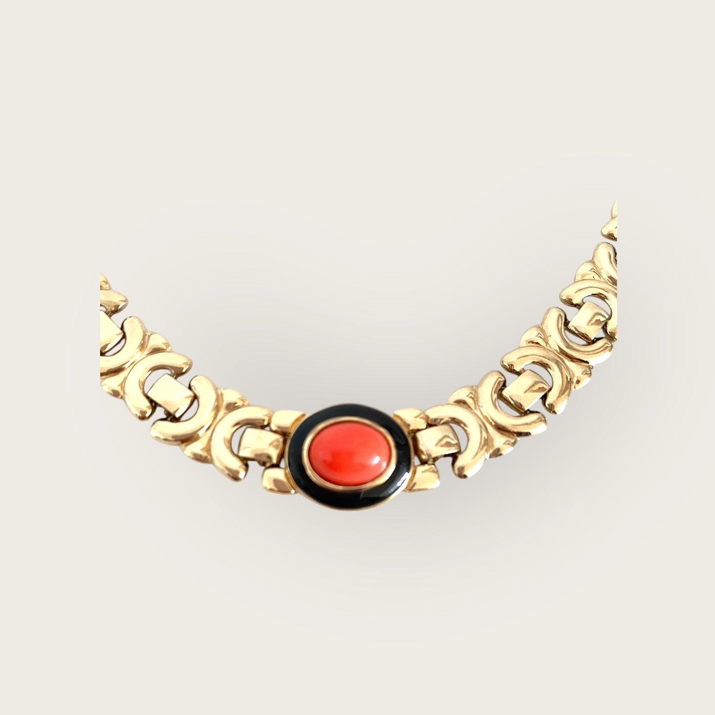Preloved necklace with coral