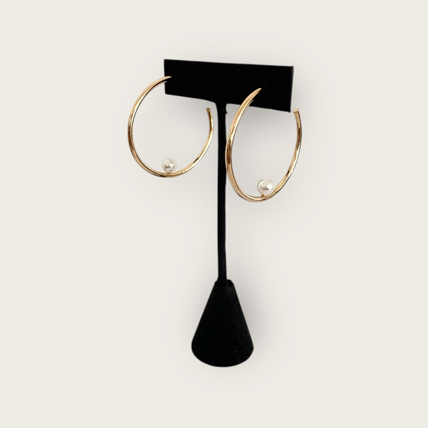 Pearl hoops