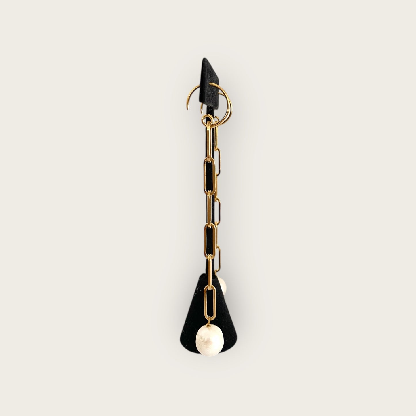 Long pearl earrings