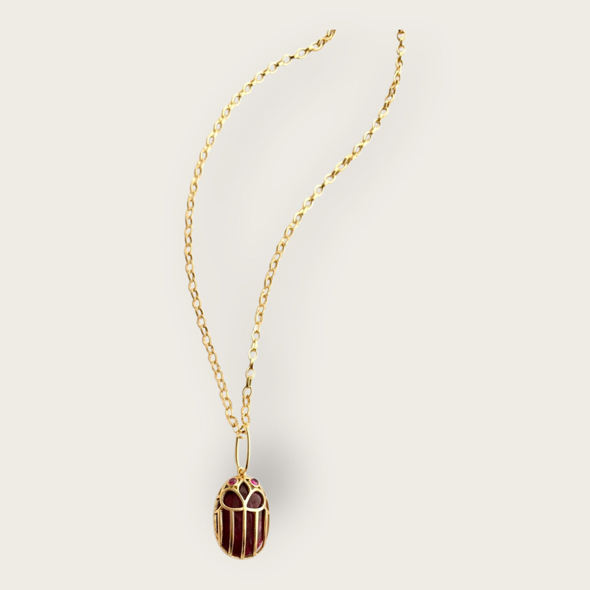 Necklace with Scarabee in Jade