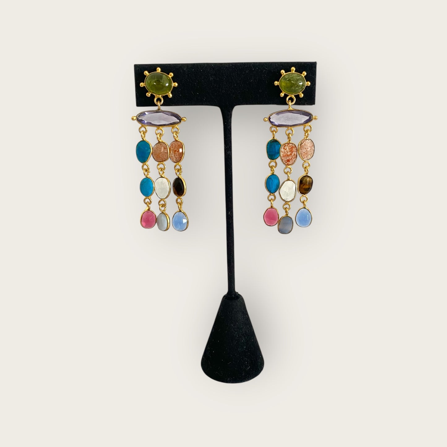 Single multi stones earring