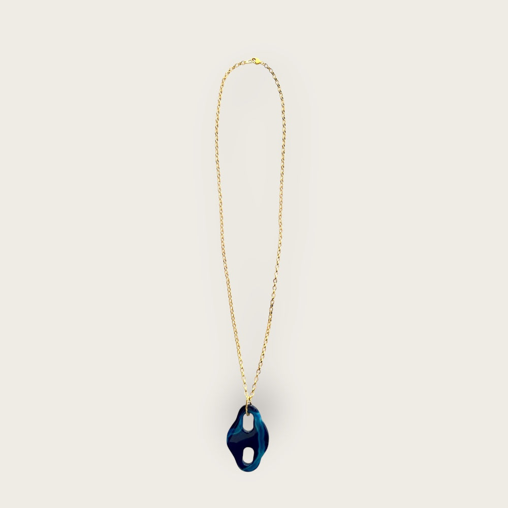 Long necklace with blue Agate