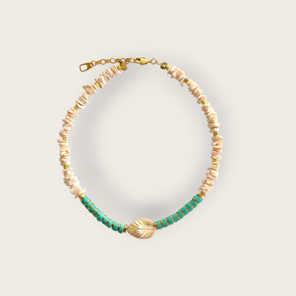 Ras du cou necklace with shell and turquoise