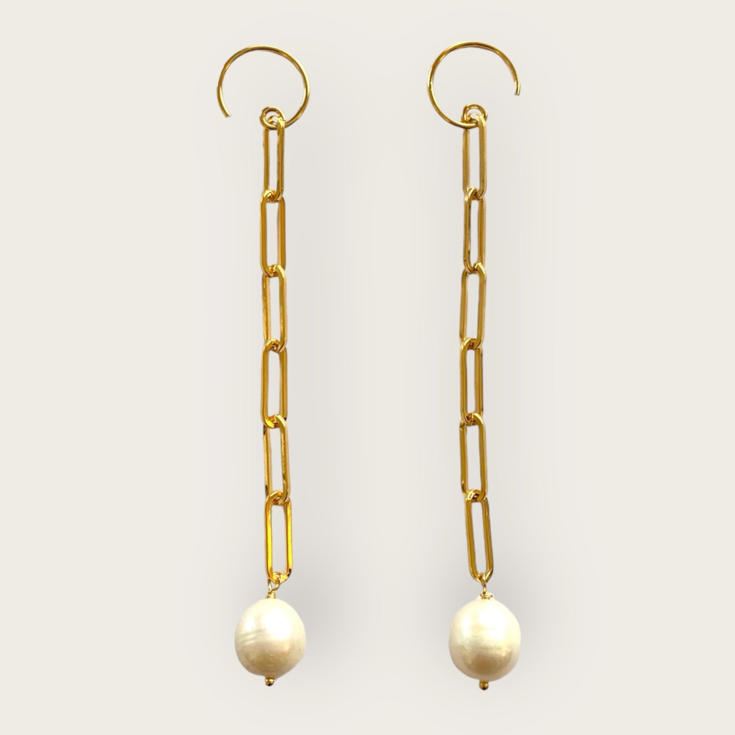 Earrings pearl