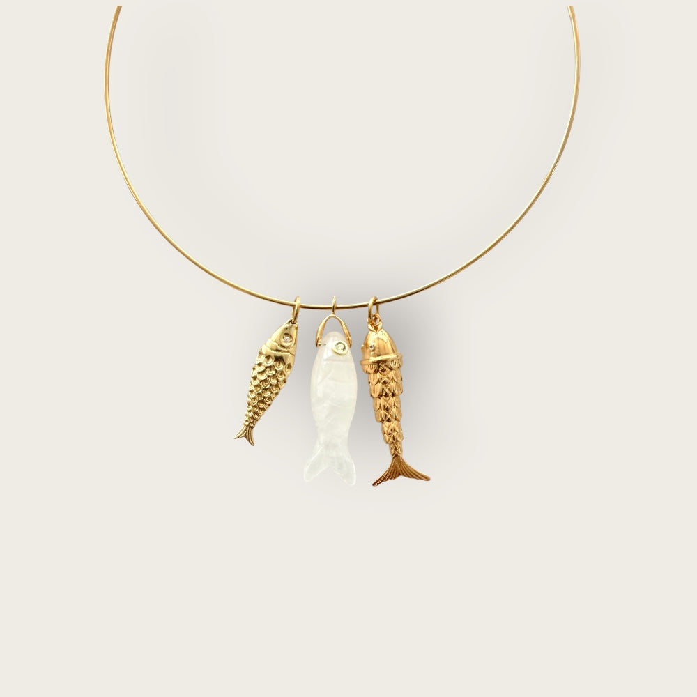 Ras du cou necklace with Fish pendants
