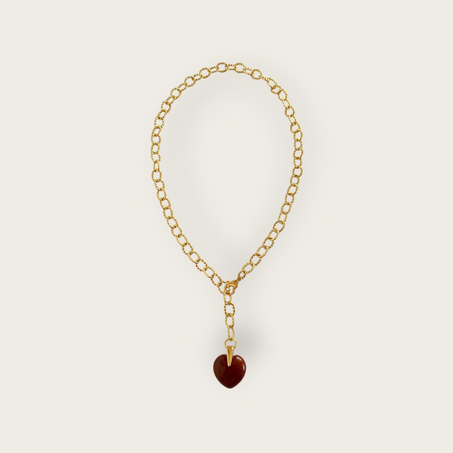 Necklace with Heart in Carnell