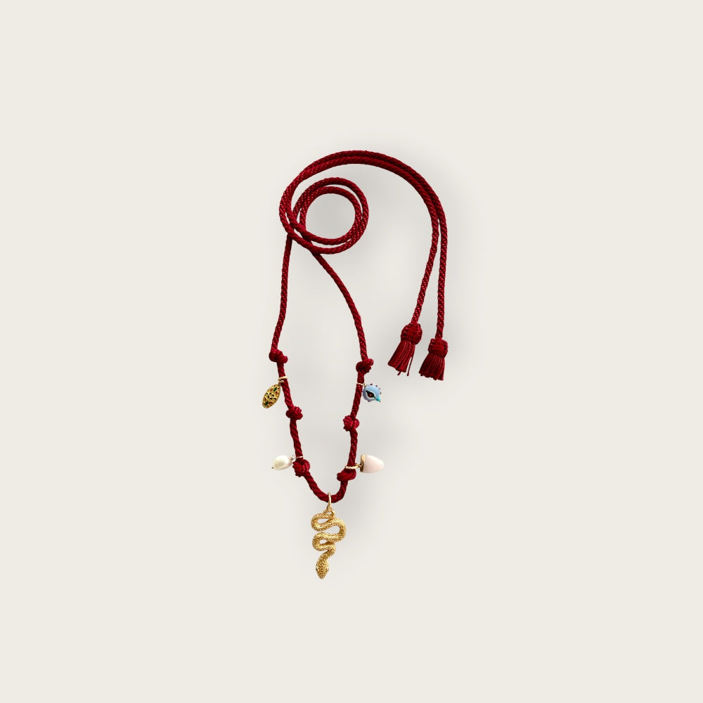 The LEA silk rope necklace