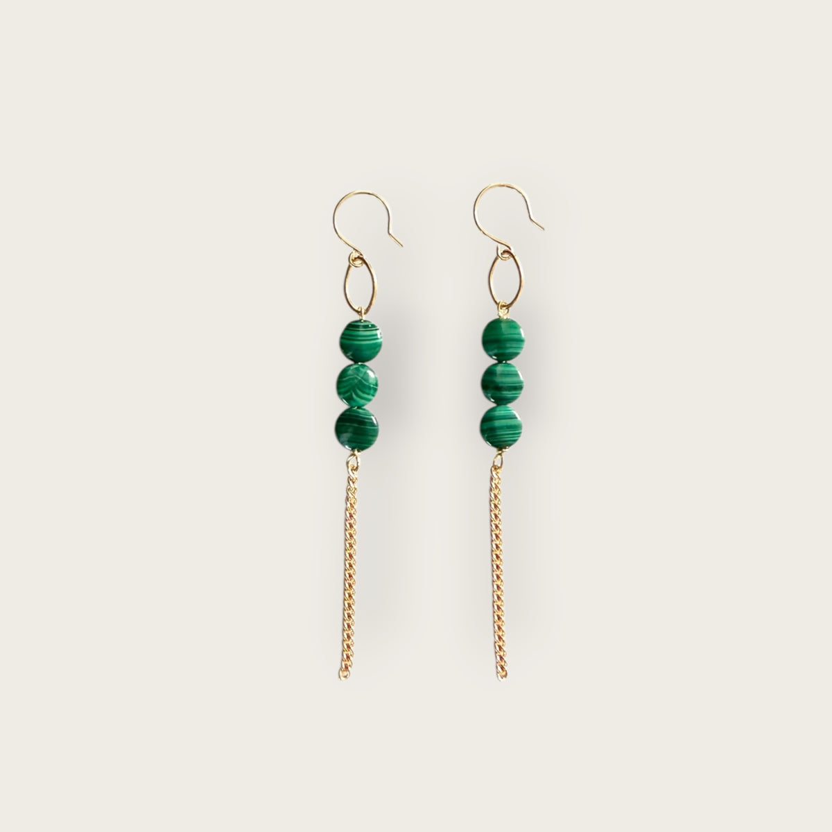 Earrings with malachite