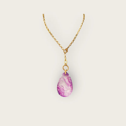 Necklace with stone in Selenite