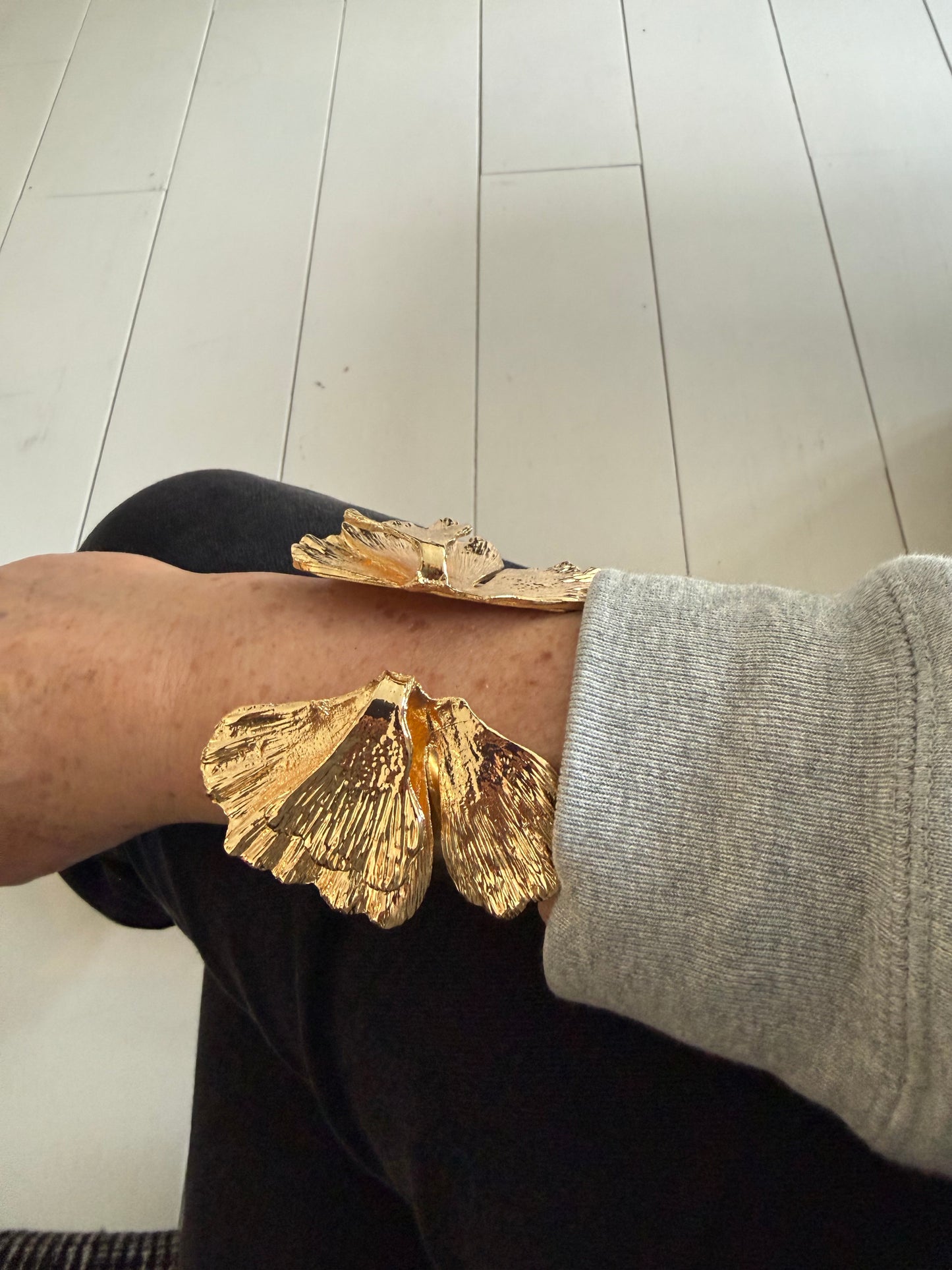 Bracelet with Ginko leafs