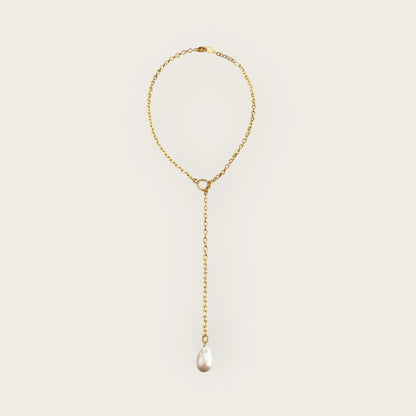 Long necklace with Baroque Pearl