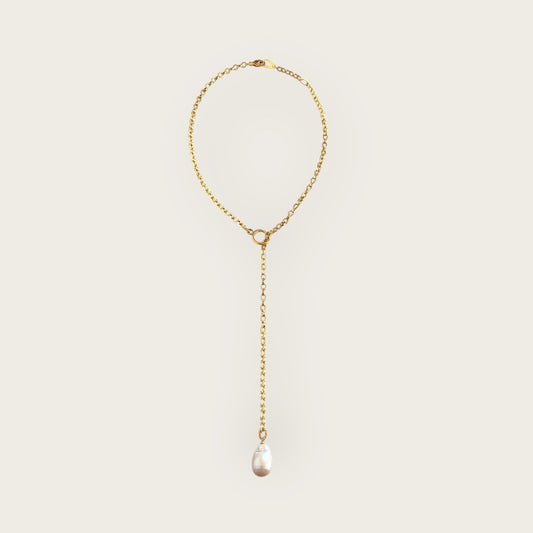 Long necklace with Baroque Pearl