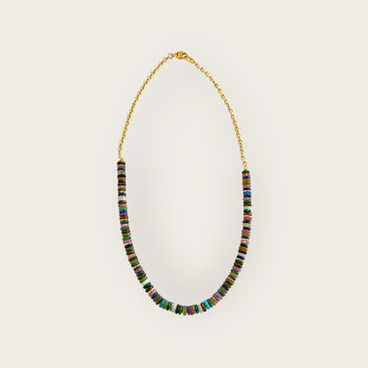 Necklace with gemstone discs