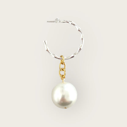 Single Silver creole with big pearl