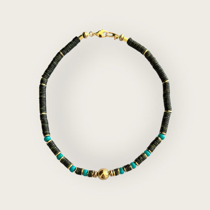 Shell necklace with turquoise