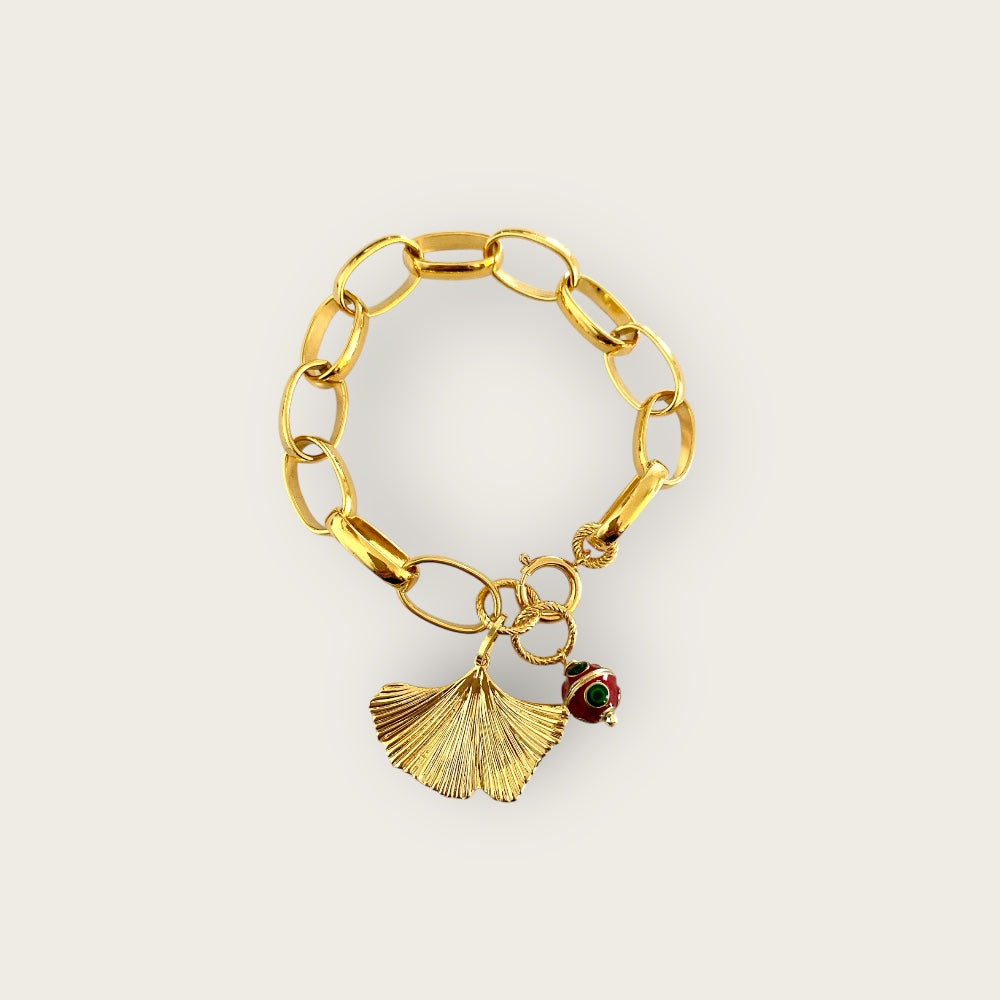 Chunky bracelet with Ginko leaf