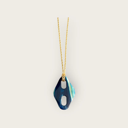 Long natural blue Agate necklace