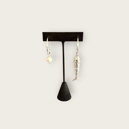Silver hoops with fish and pearl