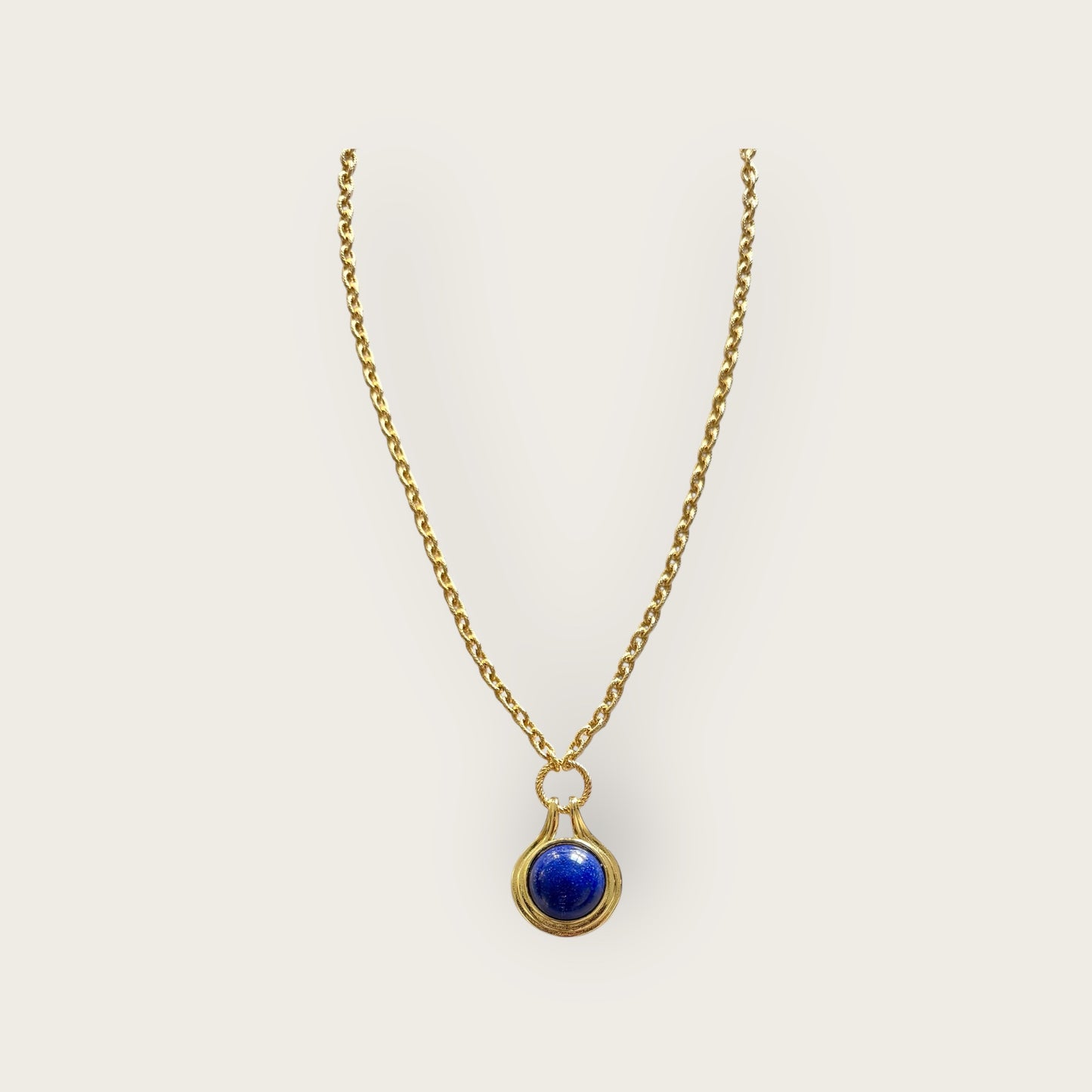 Necklace with lapis lazuli talisman