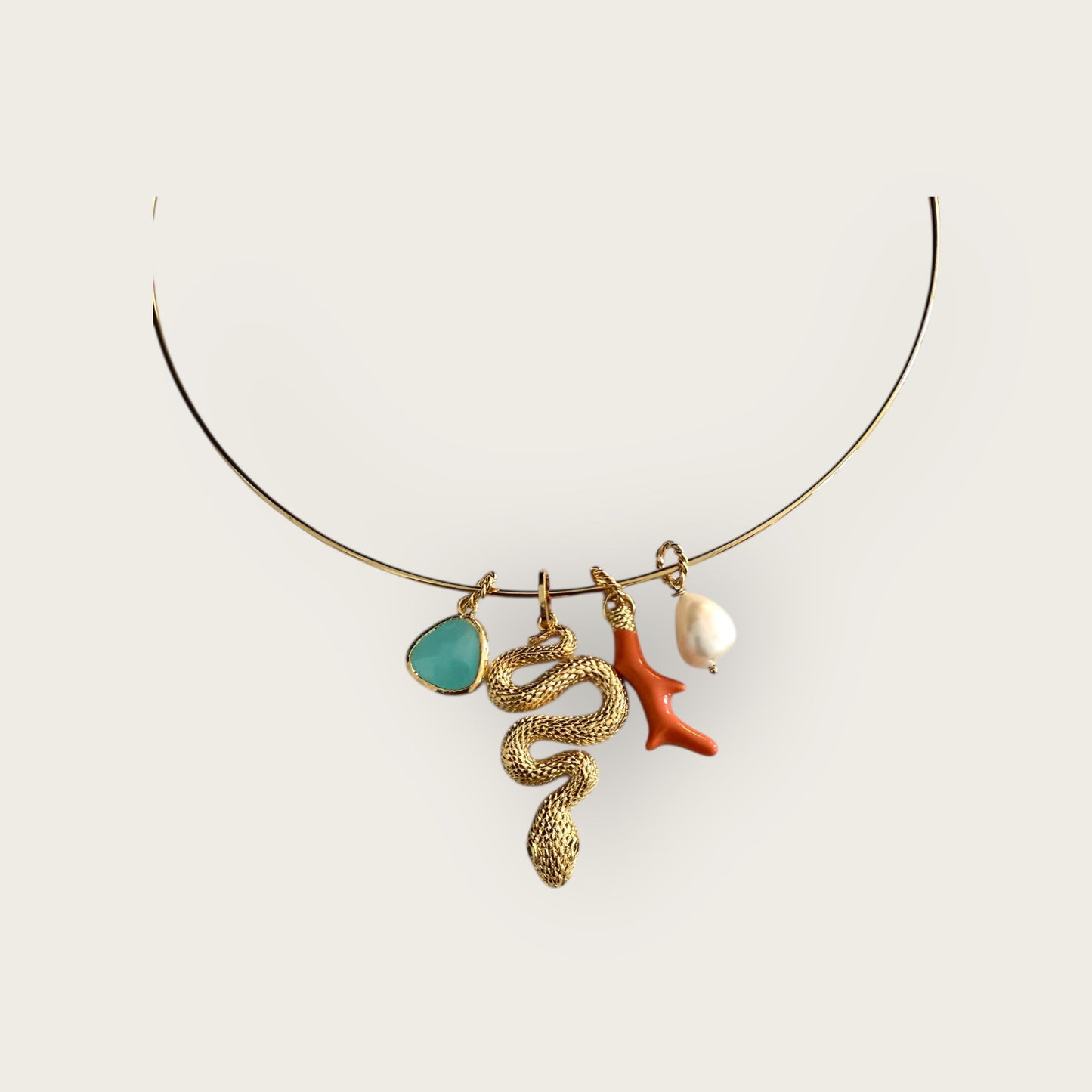 Ras du cou necklace with pendants