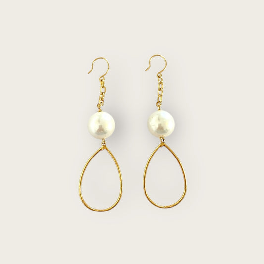 Big drop shape pearl earrings