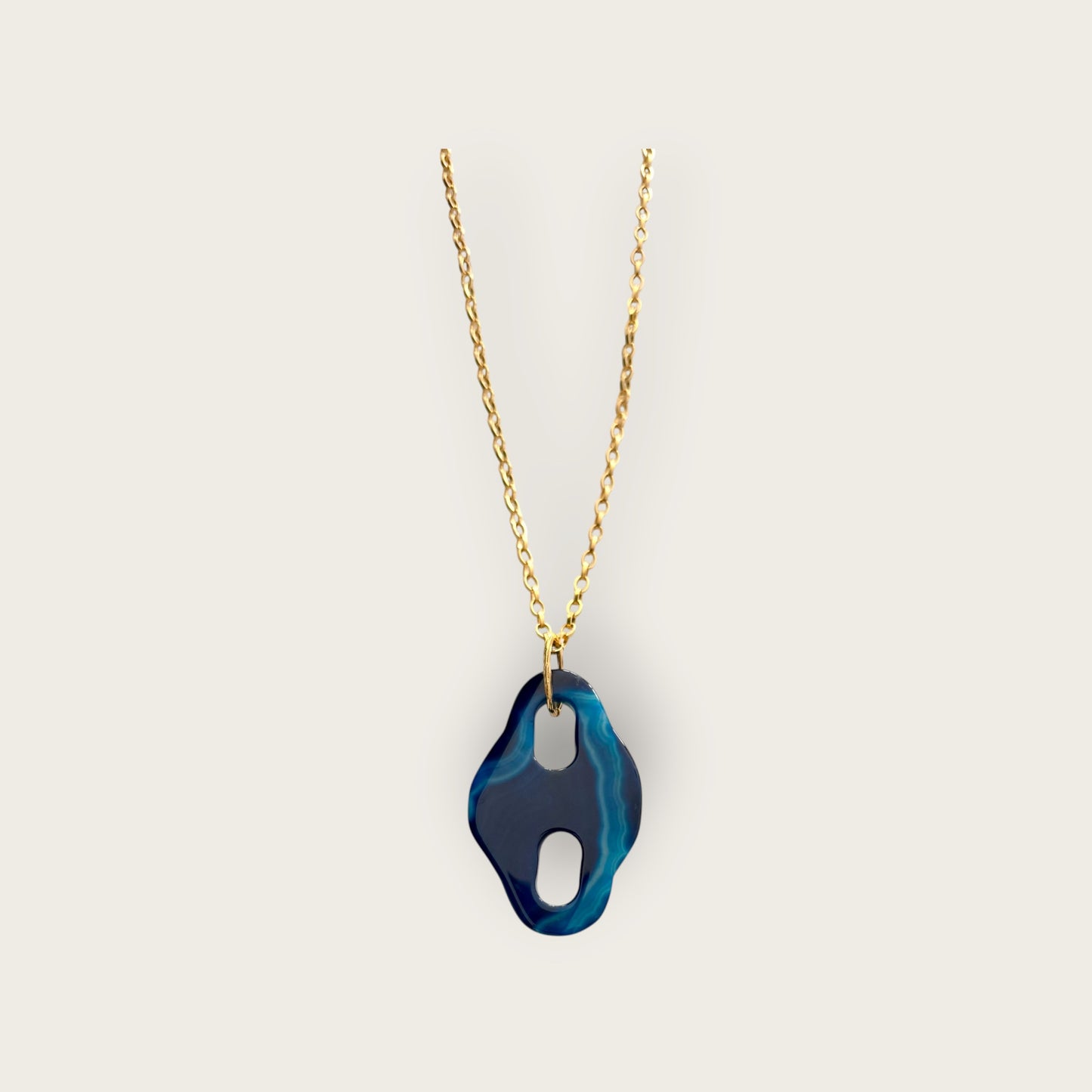 Long necklace with blue Agate