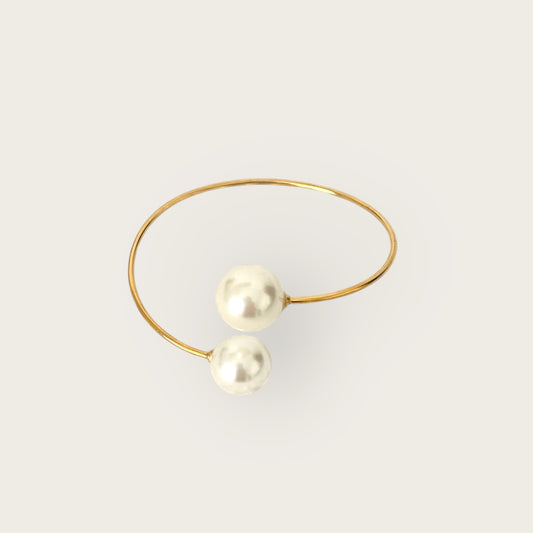 Pearl bracelet