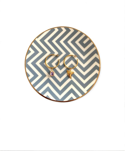 Hoops with tooth