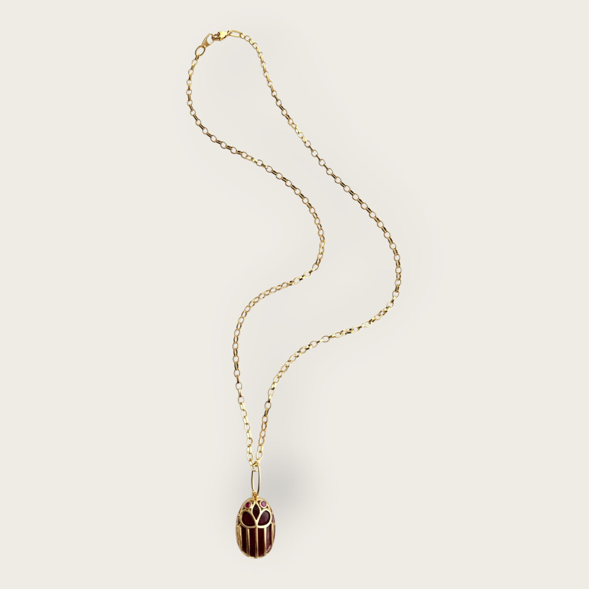 Necklace with Scarabee in Jade