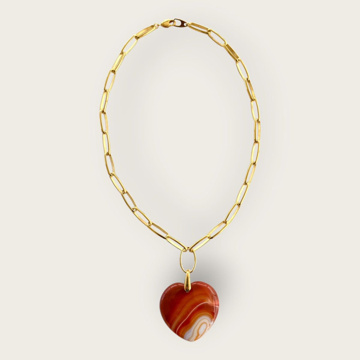 Necklace with Heart in Cornelia